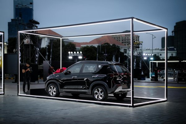 Unveil the distinct benefits of bb and cc creams: your ultimate daily essentials guide